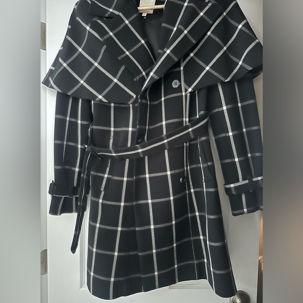 The Limited x Scandal black and white trench coat.